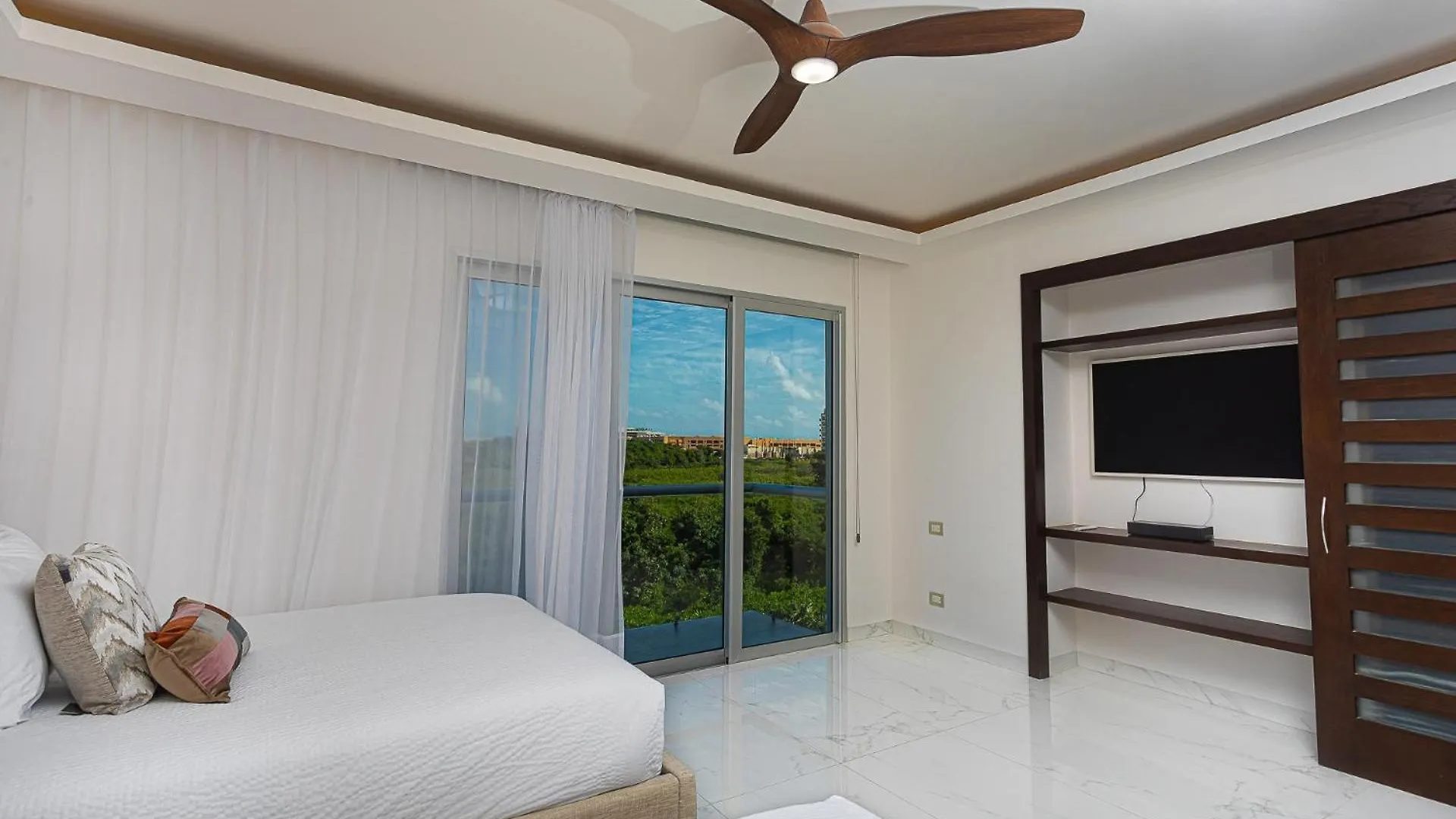 Casa Diva Stunning Ph Ocean View 2 Bedroom & Office At Mareazul Apts Playa del Carmen