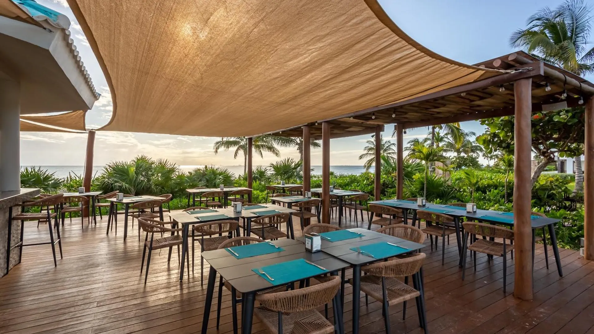Casa Diva Stunning Ph Ocean View 2 Bedroom & Office At Mareazul Apts Playa del Carmen