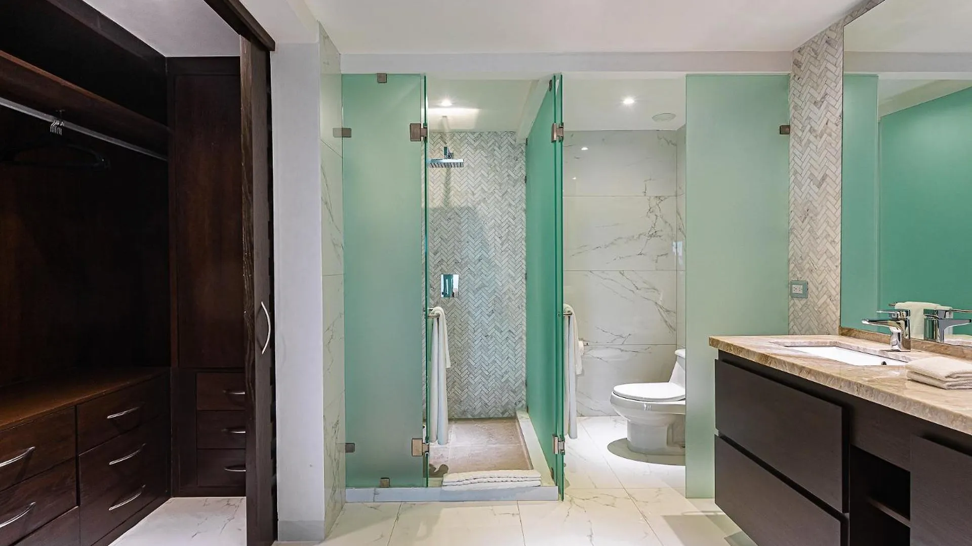 Apartment Casa Diva Stunning Ph Ocean View 2 Bedroom & Office At Mareazul Apts Playa del Carmen